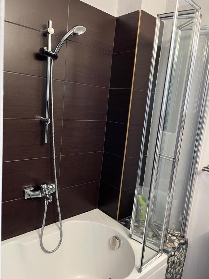 Sun Escape, Appart Renove Climatise 3 Pieces 4-6 Pers, 350M De La Plage Marsylia Zewnętrze zdjęcie